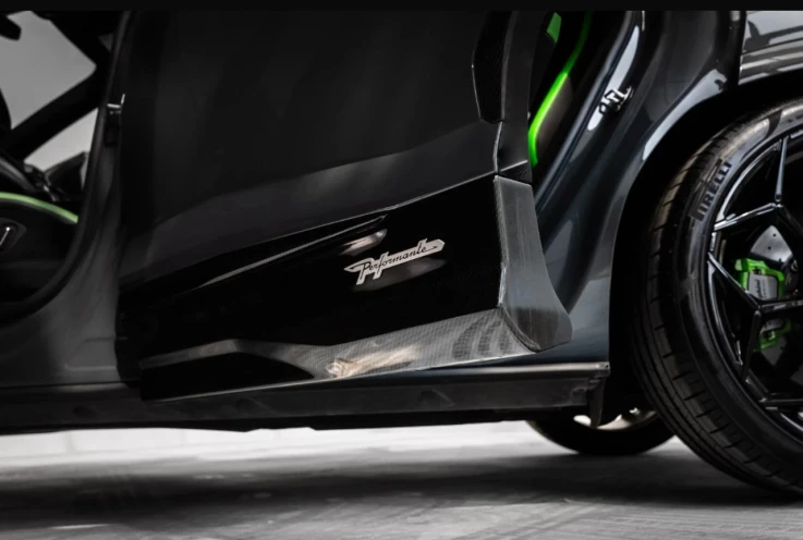 Lamborghini Urus Performante 2023 BLACK RENTAL IN DUBAI - undefined